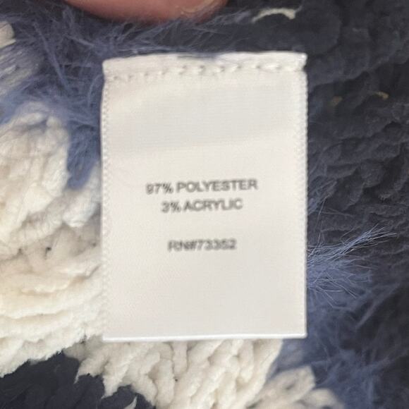 Women's It's Our Time Knit Stripped  Off the Shoulder Winter Sweater Size Medium - Picture 5 of 6